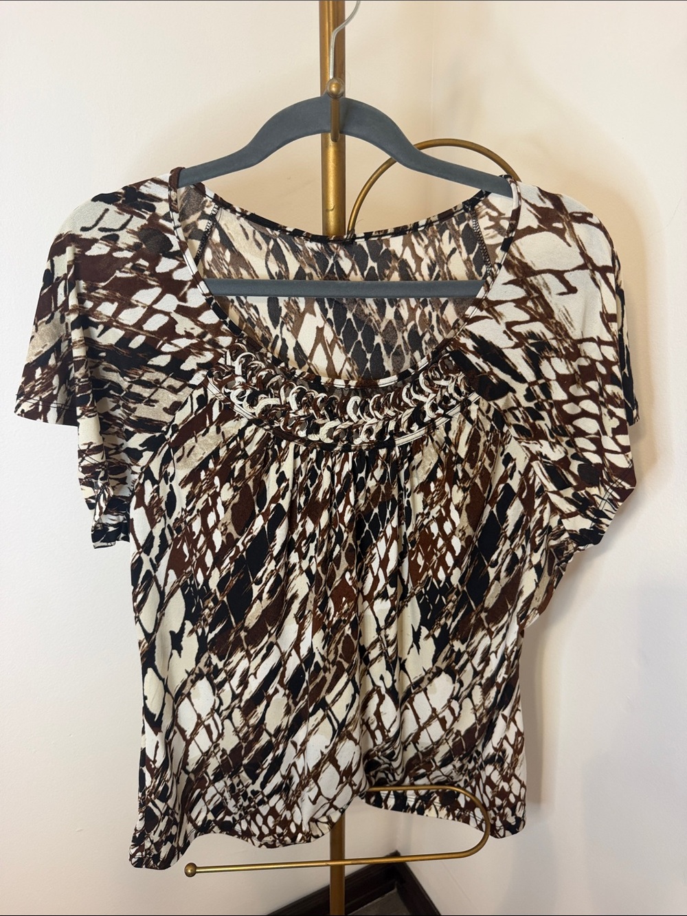 Women’s Brown Patterned Short Sleeve Top